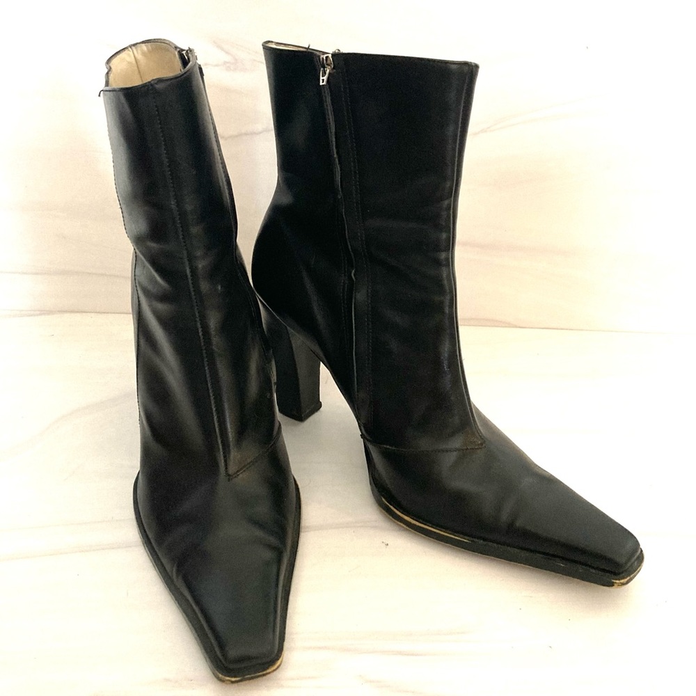 Vintage Y2K BCBGirls Booties Square Toe 8.5